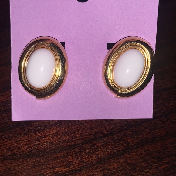 Vintage Earrings - Picture 3 of 3